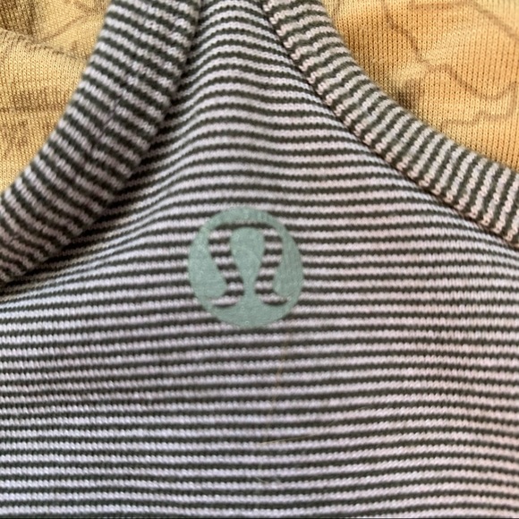 Lululemon striped tank top - Picture 5 of 9